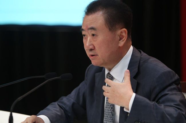 11月15日，由恒本丰范影视文化传播有限公司和陕西国广影视制作有限公司出品，映美传媒独家宣发，鱼睿担当导演，王泊文、王睿、康福震、张洪斌等领衔主演的都市剧情网络大电影《疯狂的旅馆》正式上线爱奇艺
